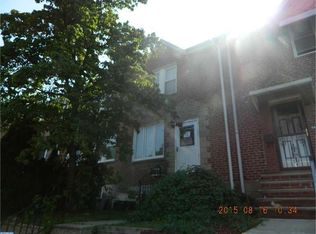 5915 Crystal St, Philadelphia, PA 19120
