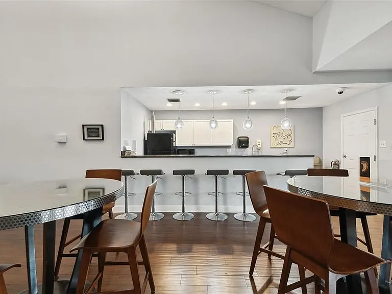 121 Seahorse Dr SE #C — Photo 58