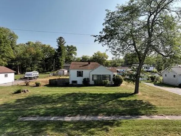 1977 Vanderburg St, Lake Station, IN 46405