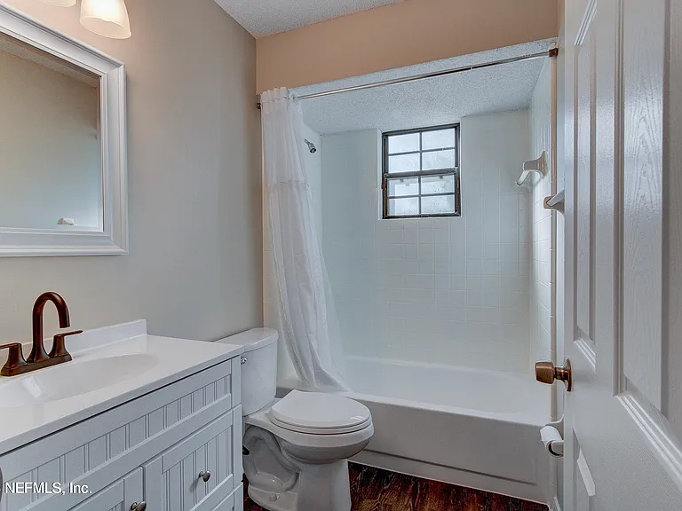 4641 Yerkes St — Photo 12