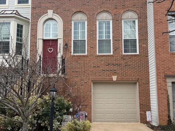 7502 Shirley Hunter Way, Alexandria, VA 22315