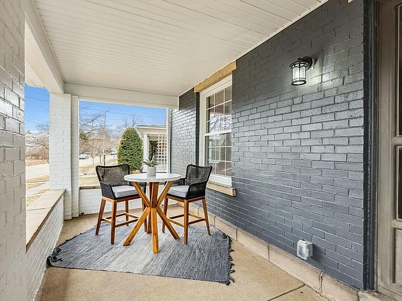 2nd image of 609 E Gambier St