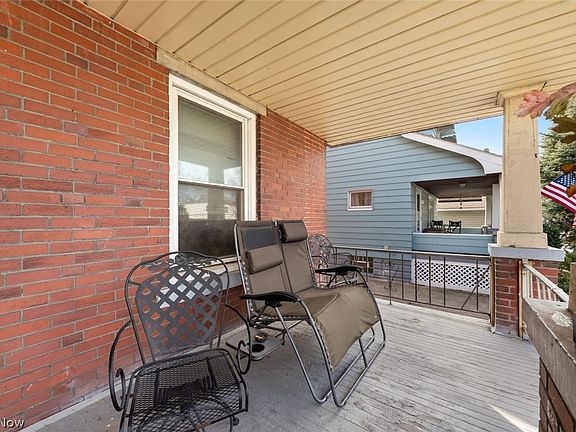 3rd image of 4302 Bridgeview Ave