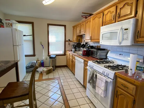 18 Sawyer Ter, Allston, MA