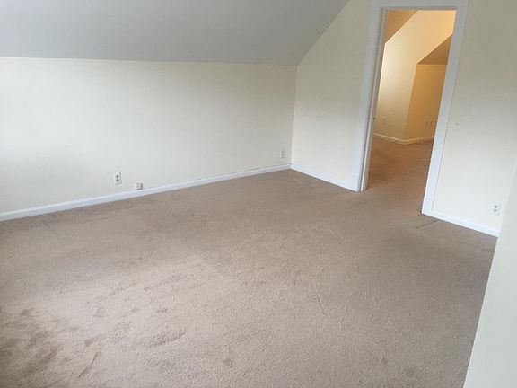 smaller bedroom