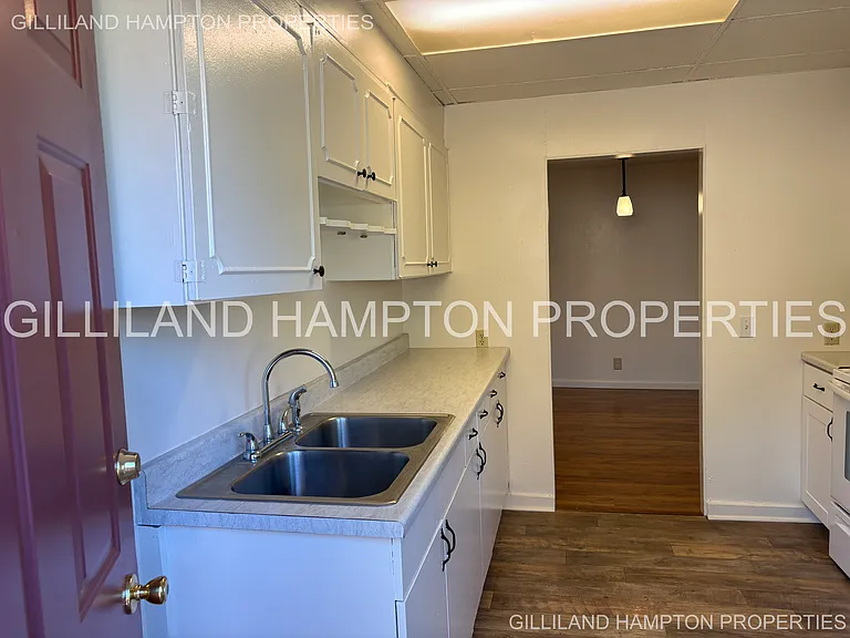 725 SW 7th St — Photo 24