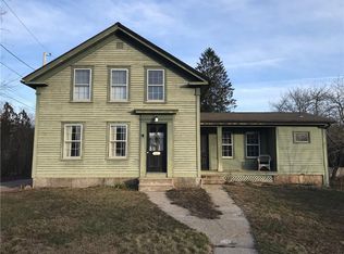 1008 Main St, Hope Valley, RI 02832