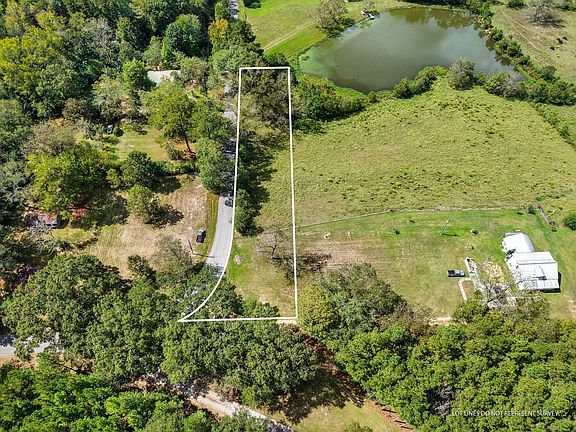 2nd image of 0 Niemeyer Rd