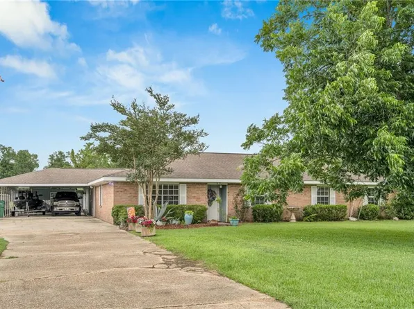 318 Evangeline Rd, Montz, LA 70068