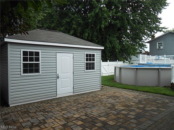 3rd image of 109 Indiana Ave