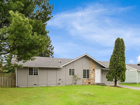 2nd image of 5805 142nd Pl NE