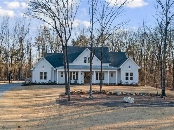 28 Cedar Gate Ln, Kingston, GA 30145