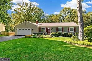 3rd image of 13506 Bradford Ln