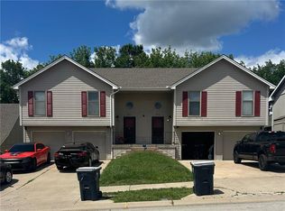 8916 NE 73rd Ct, Kansas City, MO 64158