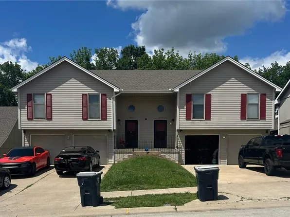 8916 NE 73rd Ct, Kansas City, MO 64158