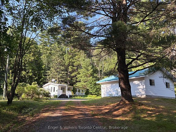 3rd image of 83 Homeland Dr