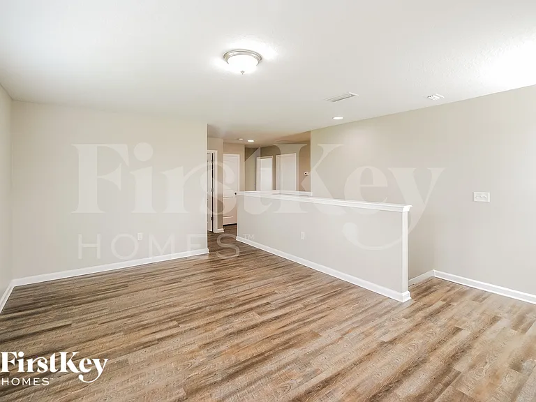 3310 Hidden Meadows Ct — Photo 9