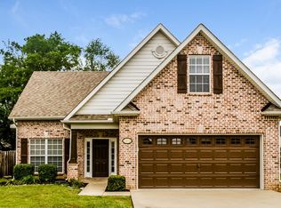 2213 Strickland Dr, Murfreesboro, TN 37127