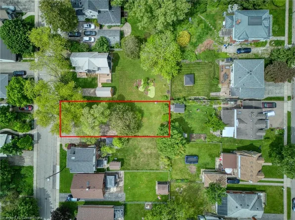 0 Hedley St, Cambridge, ON N3H 3X9