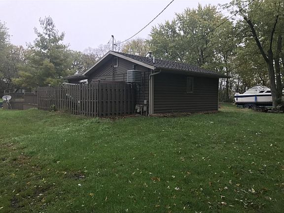 5th image of 26016 Muskie Ln