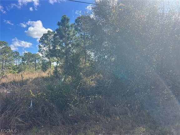 5th image of 2904 Ida Ave N