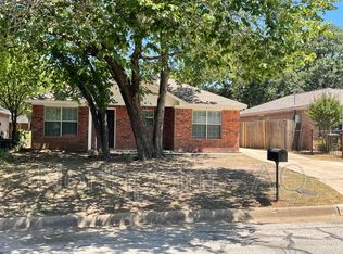 4829 Fitzhugh Ave, Fort Worth, TX 76105