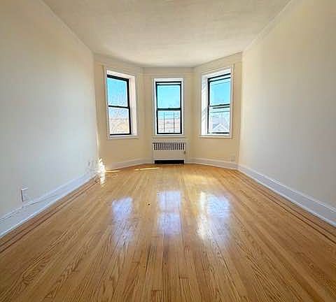 3rd image of 89-43 96th St #3