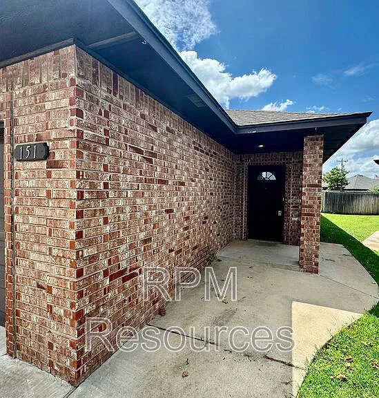 151 Bison Court Way — Photo 2