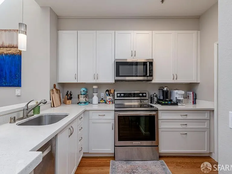 2075 Sutter St #525 — Photo 3