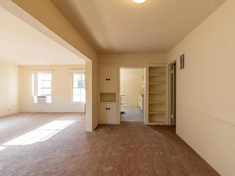 449 N Euclid Ave #H — Photo 5