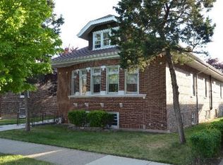 6110 S 75th Ave, Summit, IL 60501