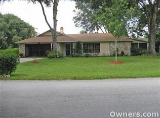 28346 Tammi Dr, Tavares, FL 32778