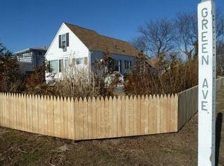 1 Green Ave, Babylon, NY 11702