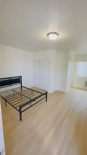 714 S Long Beach Blvd Photo 1