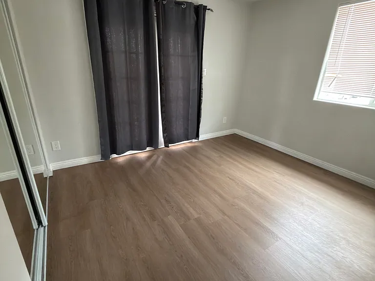4239 W Broadway #A — Photo 11