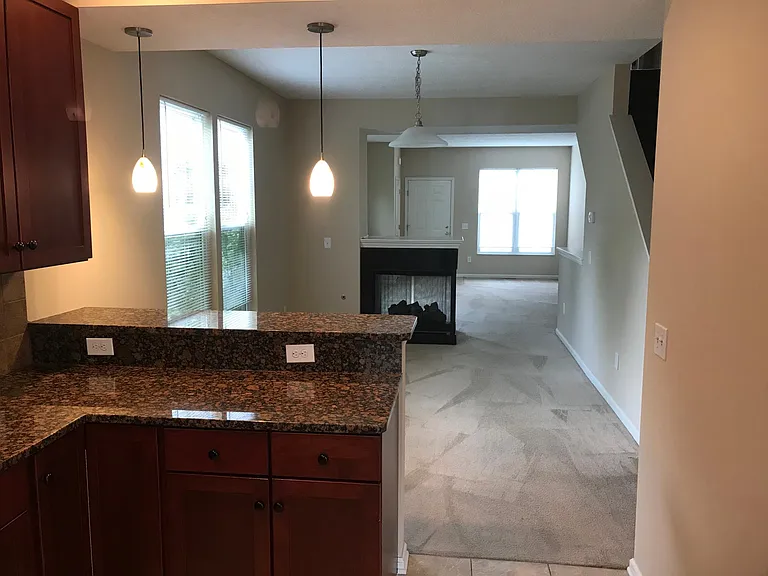 1455 N Star Ave — Photo 7