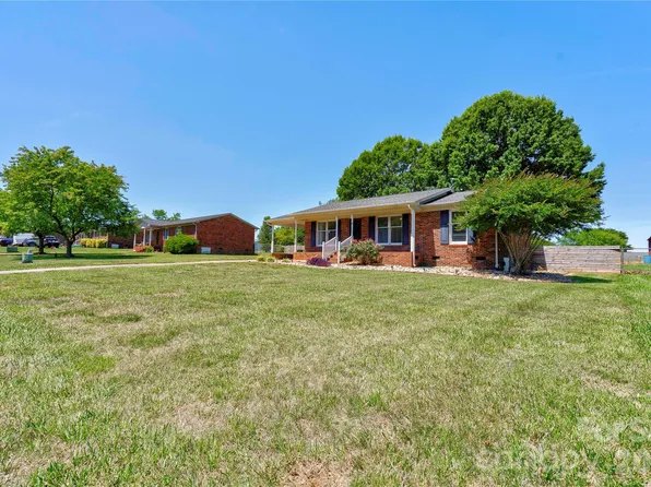 306 Southglenn Dr, Shelby, NC 28152