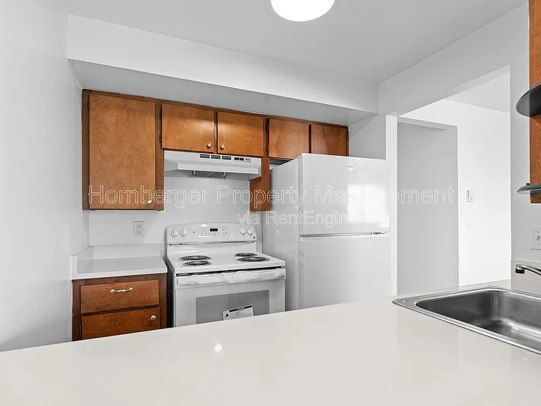 2807 E Boone Ave #14 — Photo 7
