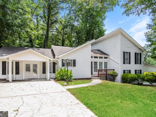 9010 Mandarin Dr, Jonesboro, GA 30236