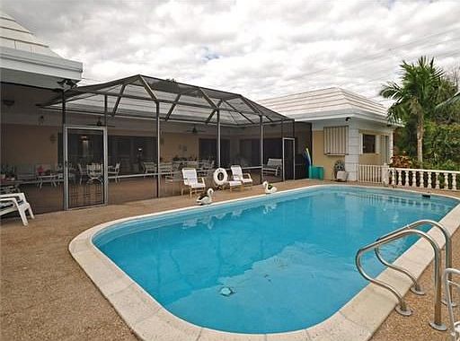 4th image of 27 Isla Bahia Dr