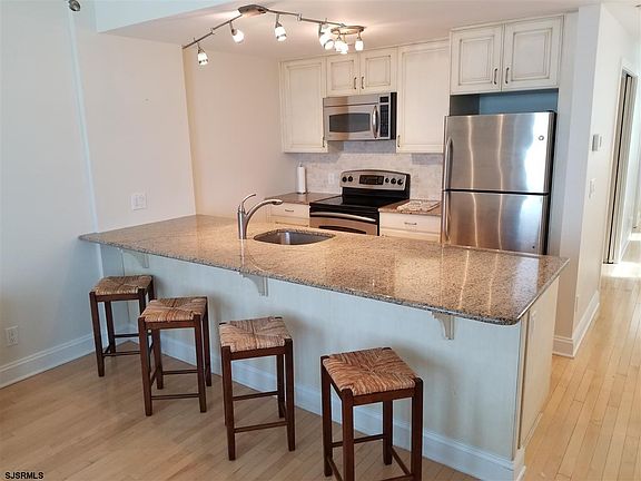 2nd image of 701 Asbury Ave #2B