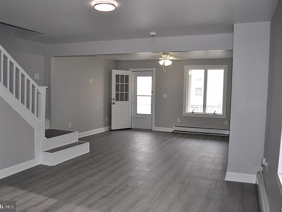 5th image of 108 Cherry St