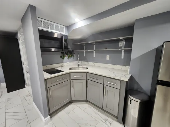 (undisclosed Address), Philadelphia, PA 19120