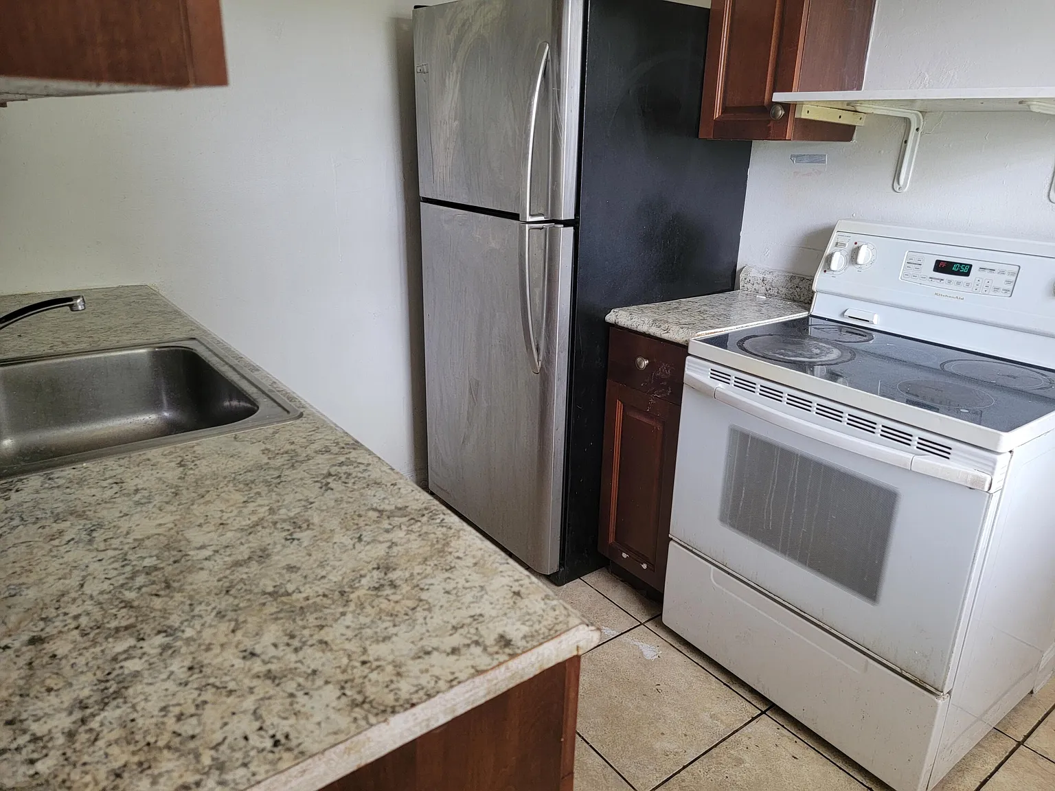 4 bed, 2.0 bath, 1248 sqft, $3,500 — Photo 3