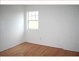 4th image of 1064 N Tamiami Trl Unit 1335