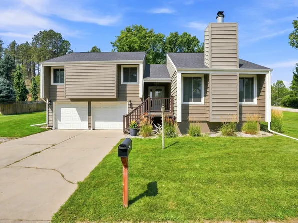 4915 Copper Hill Ct, Rapid City, SD 57702