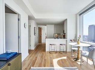 19 Dutch St APT 18I, New York, NY 10038