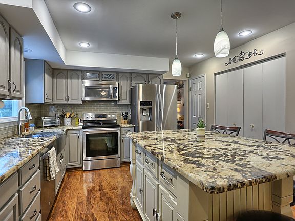 2nd image of 514 Erich St