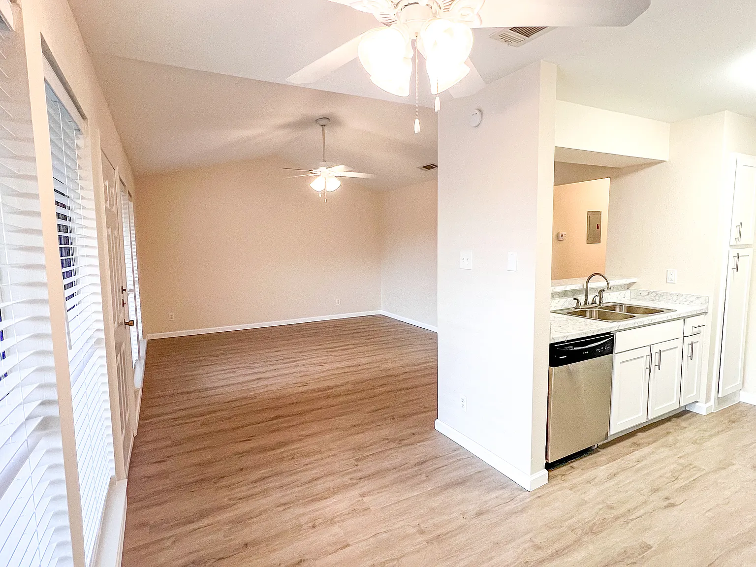 Rockwood Apartments — Photo 4