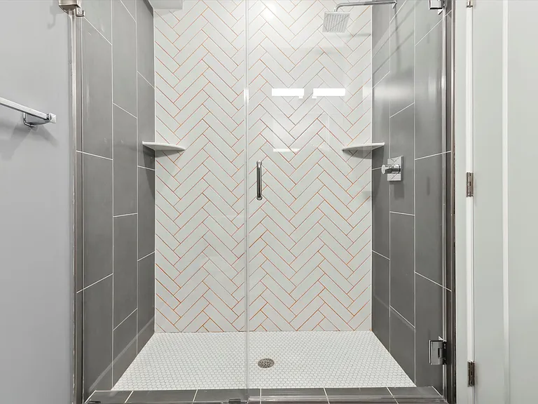 1615 Poplar St #2A — Photo 9